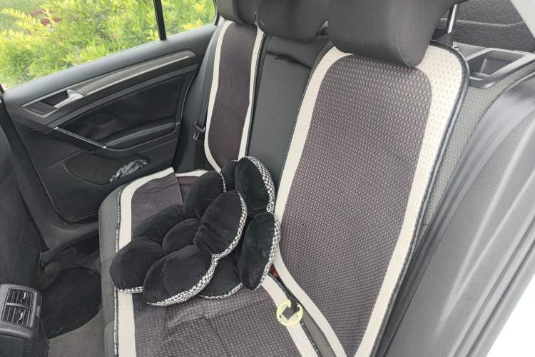 Used Volkswagen Golf 2014 1.4TSI Automatic Comfort Model Left Rear Seat