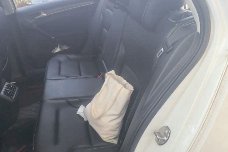 Used Volkswagen Golf 2014 1.4TSI Automatic Comfort Model Left Rear Seat