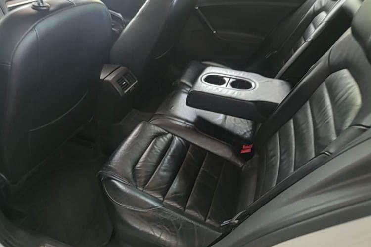 Used Volkswagen Golf 2014 1.4TSI Automatic Luxury Model Left Rear Seat