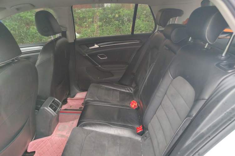 Used Volkswagen Golf 2014 1.4TSI Automatic Flagship Model Left Rear Seat