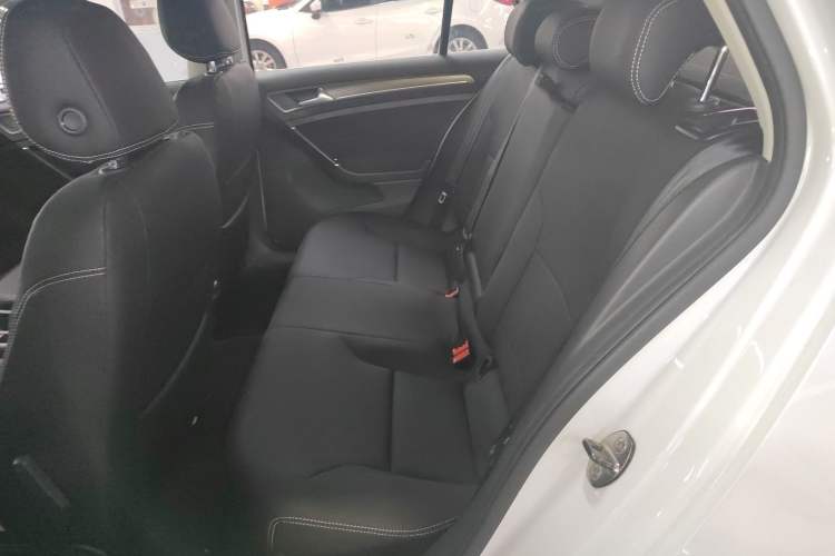 Used Volkswagen Golf 2014 1.4TSI Automatic Comfort Model Left Rear Seat