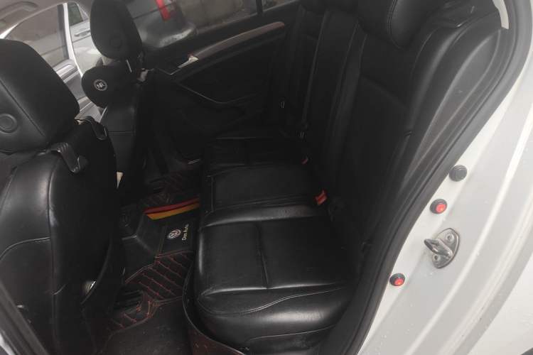 Used Volkswagen Golf 2014 1.6L Automatic Fashion Model Left Rear Seat