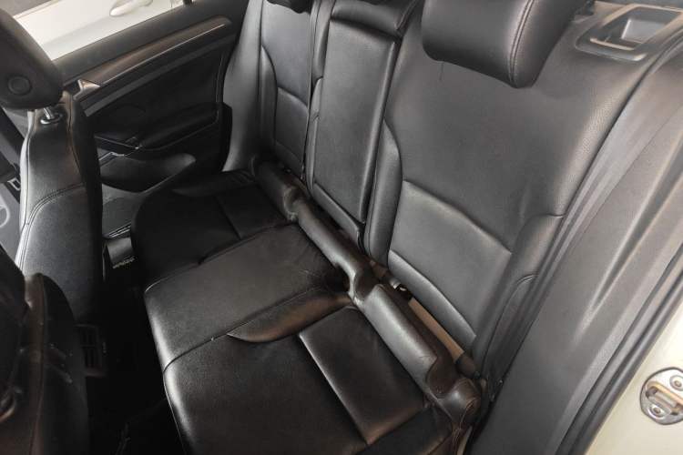 Used Volkswagen Golf 2014 1.4TSI Automatic Comfort Model Left Rear Seat