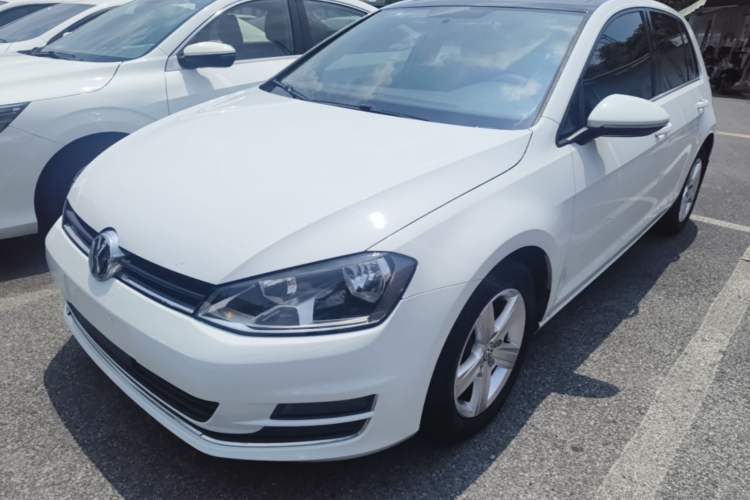 Used Volkswagen Golf 2014 1.6L Automatic Comfort Model Guazi used car, China used car export, Used car for sale, Used  cars, Cheapest cars for sale