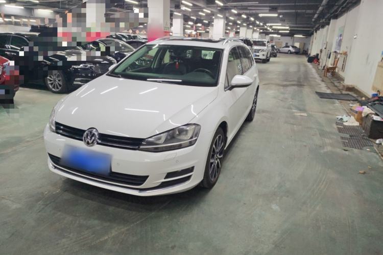 Ojetý Volkswagen Golf 2014 1.4TSI Luxury Travel Edition Guazi used car, China used car export, Used car for sale, Used  cars, Cheapest cars for sale