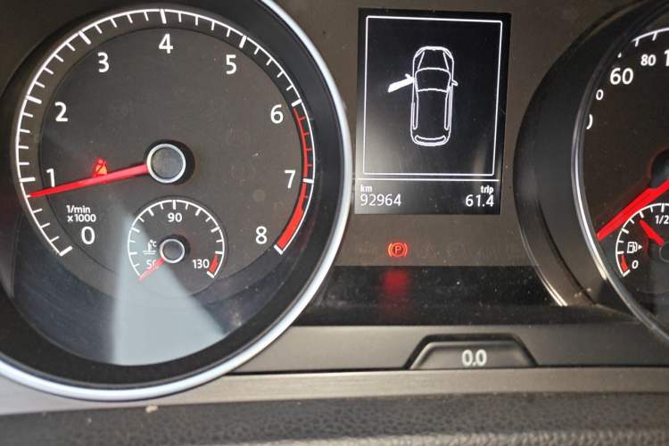 Used Volkswagen Golf 2014 1.6L Automatic Comfort Model Odometer Close Up