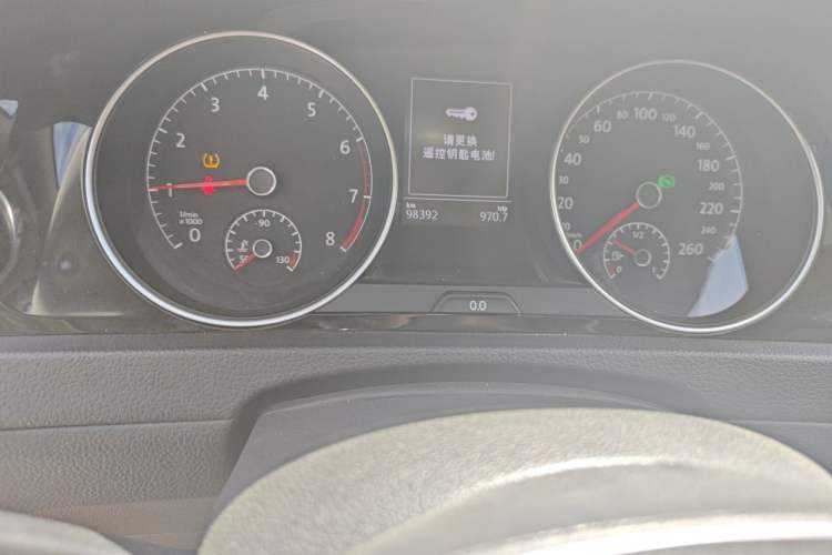 Used Volkswagen Golf 2014 1.4TSI Automatic Flagship Model Odometer Close Up