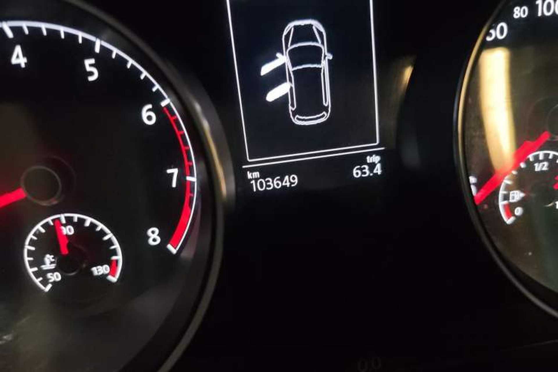 Used Volkswagen Golf 2014 1.6L Automatic Comfort Model Odometer Close Up