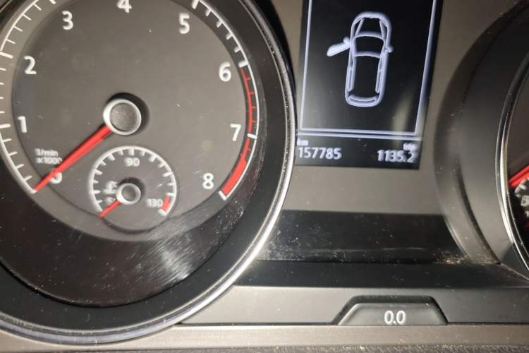Used Volkswagen Golf 2014 1.6L Automatic Comfort Model Odometer Close Up
