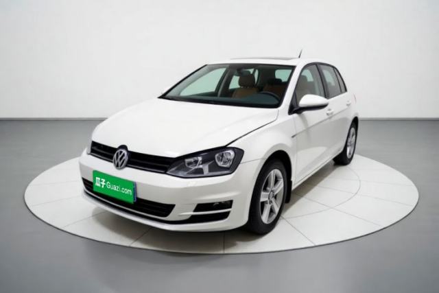 Volkswagen Golf 2014 1.4TSI Automatic Comfort Model с пробегом