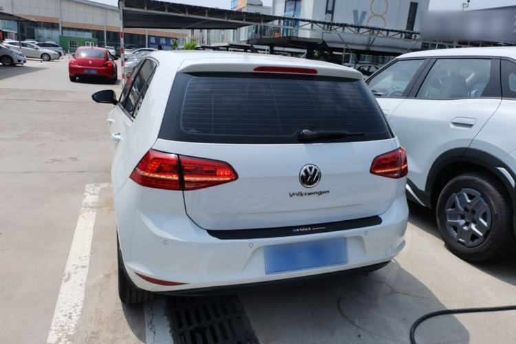 Used Volkswagen Golf 2014 1.6L Automatic Fashion Model Rear