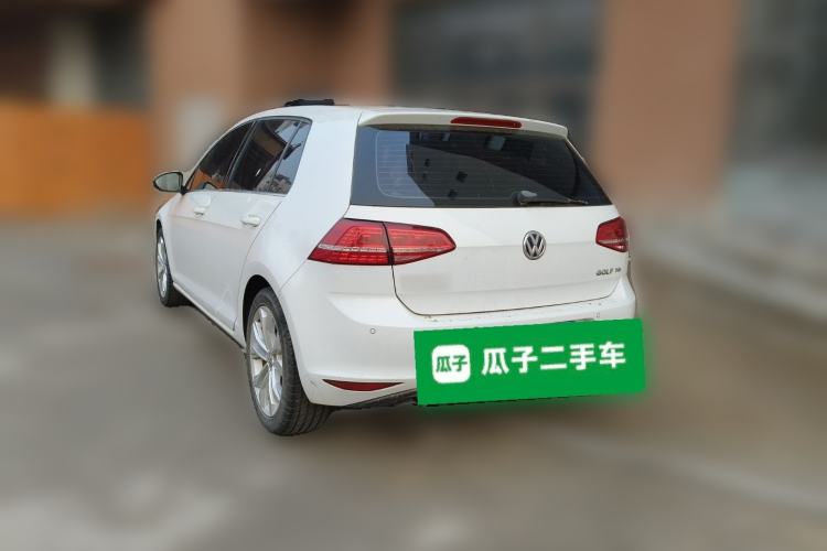 Used Volkswagen Golf 2014 1.4TSI Automatic Luxury Model Rear Left 45 Deg