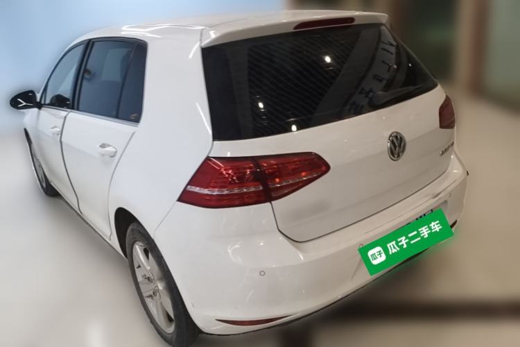 Used Volkswagen Golf 2014 1.4TSI Automatic Luxury Model Rear Left 45 Deg