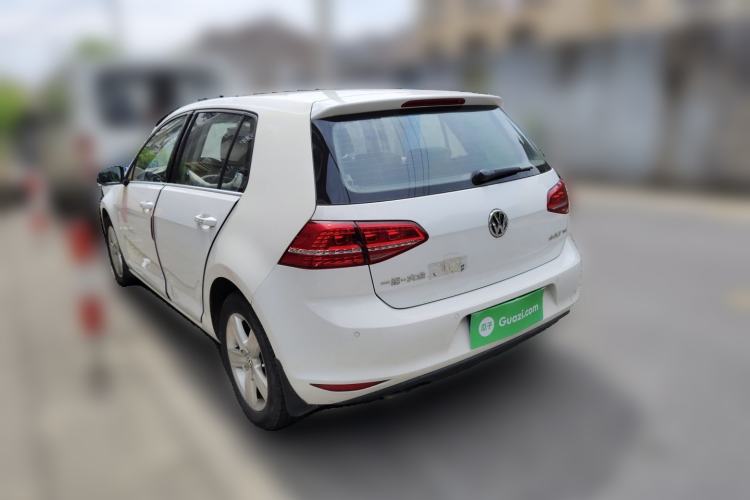 Used Volkswagen Golf 2014 1.4TSI Automatic Luxury Model Rear Left 45 Deg