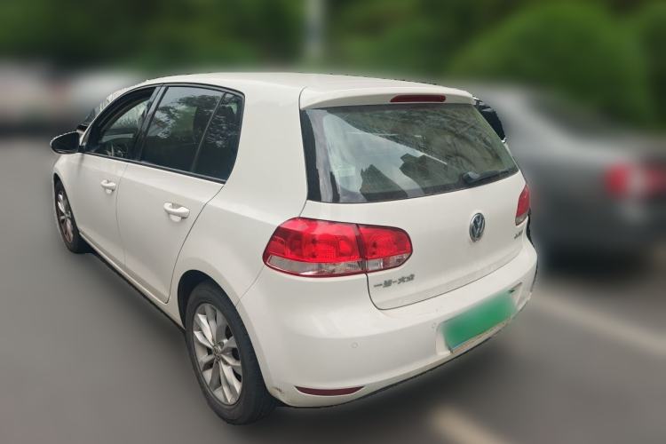 Used Volkswagen Golf 2014 1.6L Automatic Comfort Model Rear Left 45 Deg
