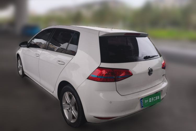 Used Volkswagen Golf 2014 1.6L Automatic Comfort Model Rear Left 45 Deg