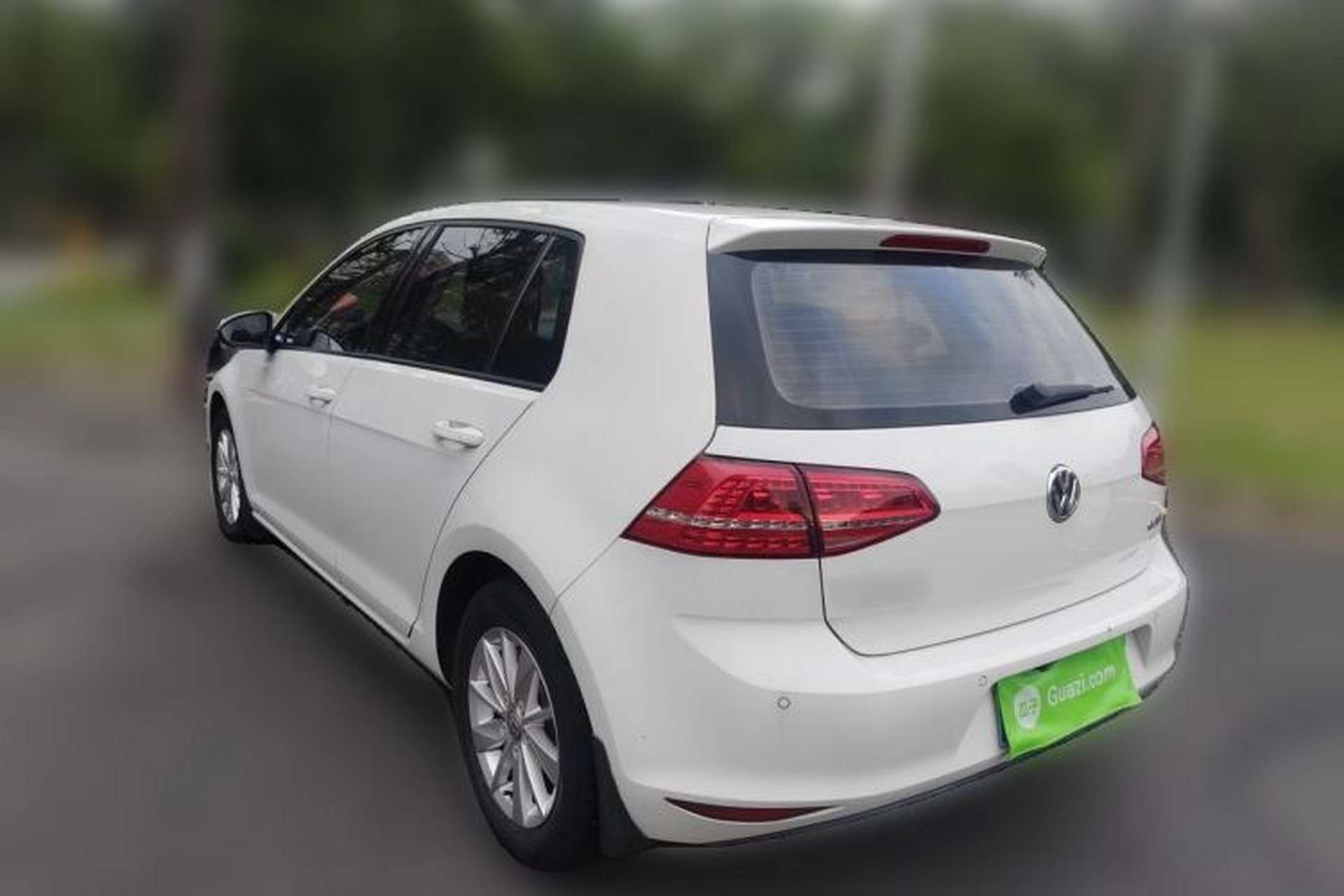 Used Volkswagen Golf 2014 1.6L Automatic Fashion Model Rear Left 45 Deg