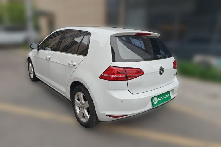 Used Volkswagen Golf 2014 1.6L Automatic Comfort Model Rear Left 45 Deg