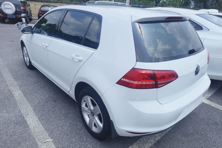 Used Volkswagen Golf 2014 1.6L Automatic Comfort Model Rear Left 45 Deg
