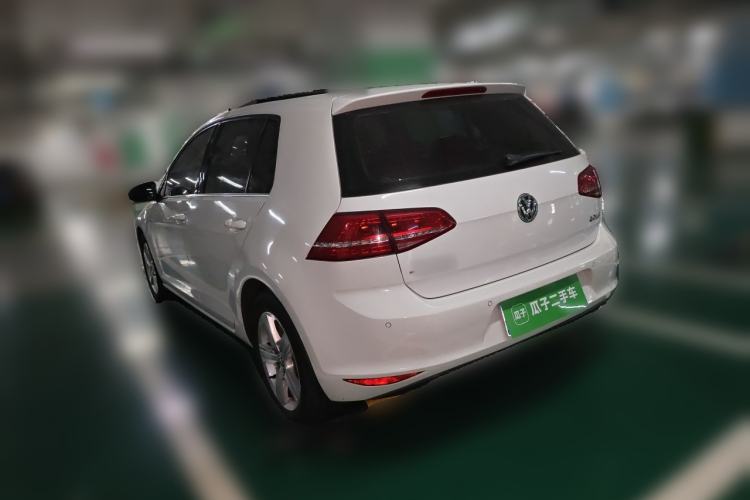 Used Volkswagen Golf 2014 1.6L Automatic Comfort Model Rear Left 45 Deg