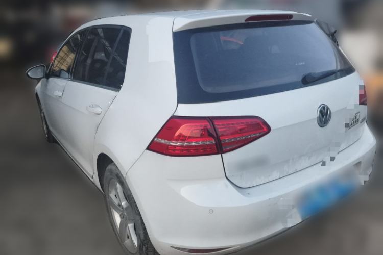 Used Volkswagen Golf 2014 1.6L Automatic Comfort Model Rear Left 45 Deg