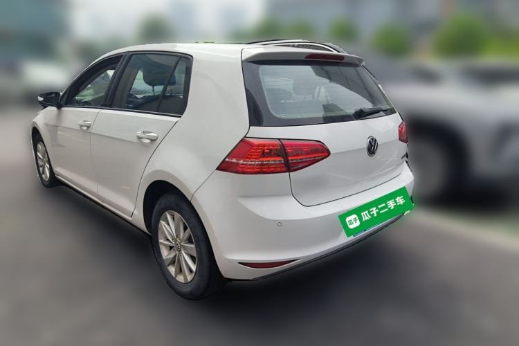 Used Volkswagen Golf 2014 1.6L Manual Fashion Edition Rear Left 45 Deg
