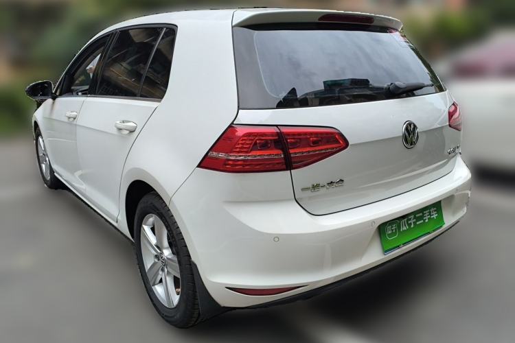Used Volkswagen Golf 2014 1.4TSI Automatic Luxury Model Rear Left 45 Deg
