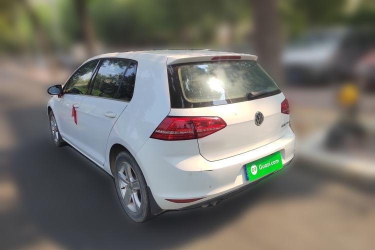 Used Volkswagen Golf 2014 1.4TSI Automatic Luxury Model Rear Left 45 Deg