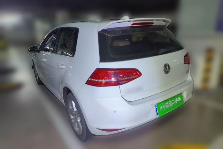 Used Volkswagen Golf 2014 1.6L Automatic Comfort Model Rear Left 45 Deg
