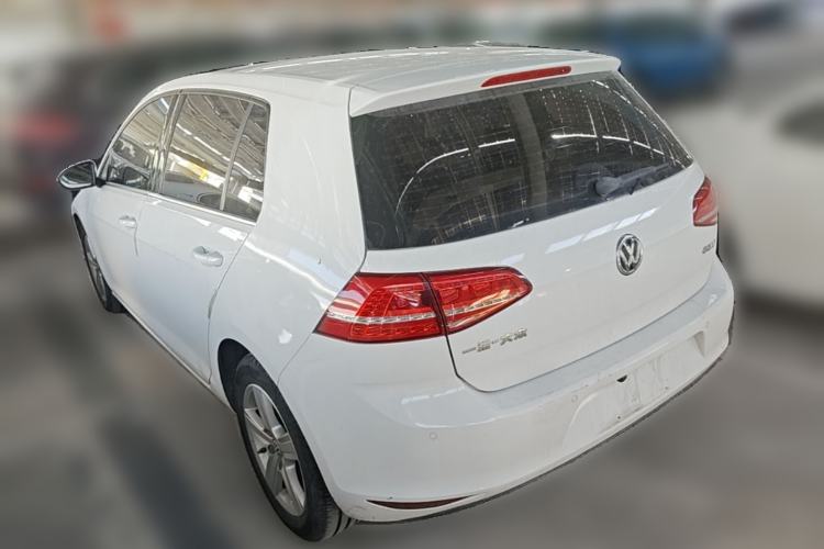 Used Volkswagen Golf 2014 1.6L Automatic Comfort Model Rear Left 45 Deg
