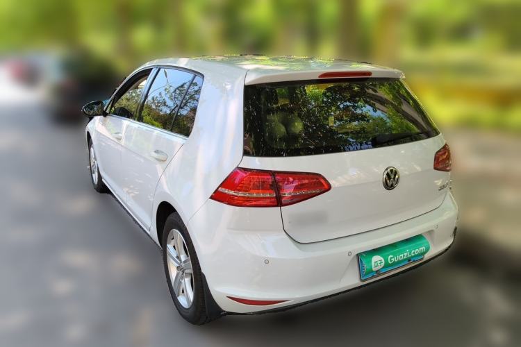 Used Volkswagen Golf 2014 1.6L Automatic Comfort Model Rear Left 45 Deg