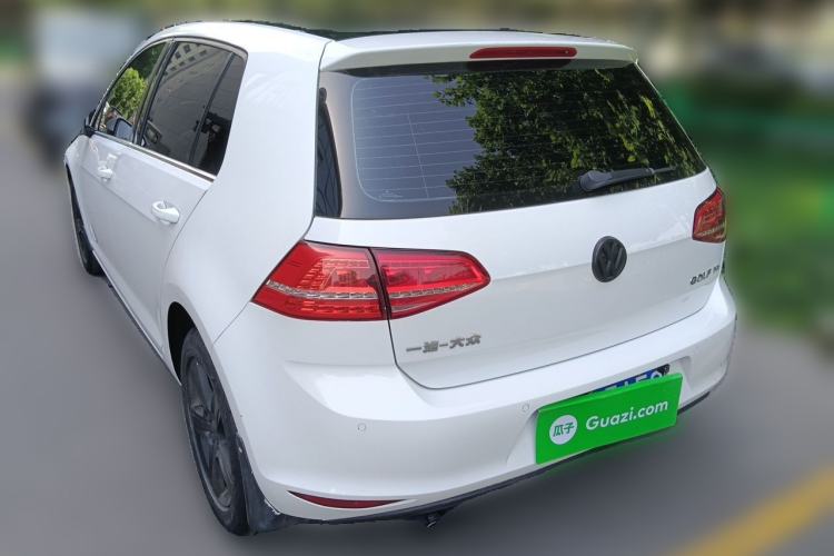 Used Volkswagen Golf 2014 1.4TSI Automatic Luxury Model Rear Left 45 Deg