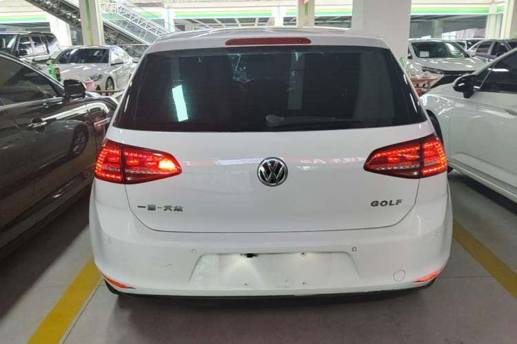 Used Volkswagen Golf 2014 1.6L Automatic Comfort Model Rear