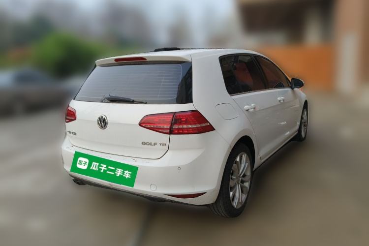 Used Volkswagen Golf 2014 1.4TSI Automatic Luxury Model Rear Right 45 Deg