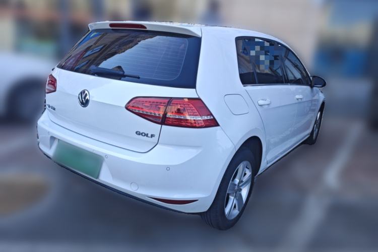 Used Volkswagen Golf 2014 1.6L Automatic Comfort Model Rear Right 45 Deg