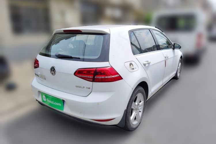 Used Volkswagen Golf 2014 1.4TSI Automatic Luxury Model Rear Right 45 Deg