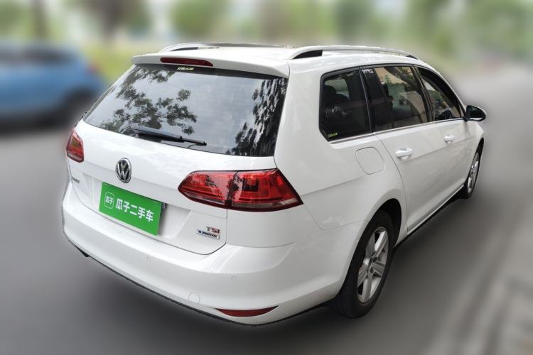 Used Volkswagen Golf 2014 1.4TSI Luxury Travel Edition Rear Right 45 Deg