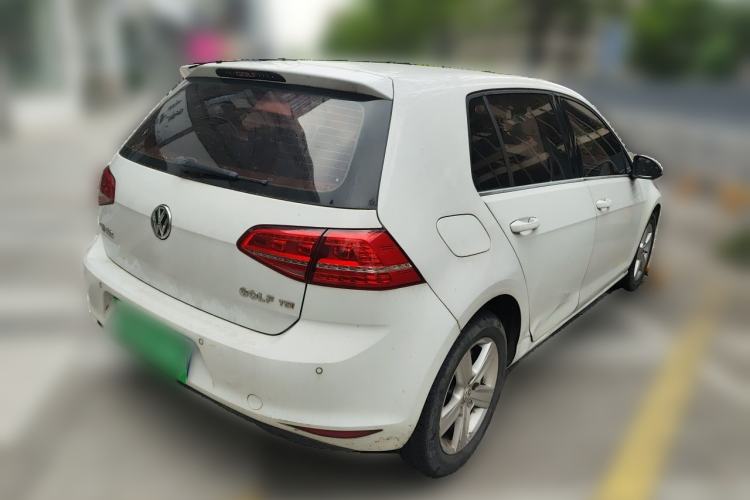 Used Volkswagen Golf 2014 1.4 TSI Manual Comfort Model Rear Right 45 Deg