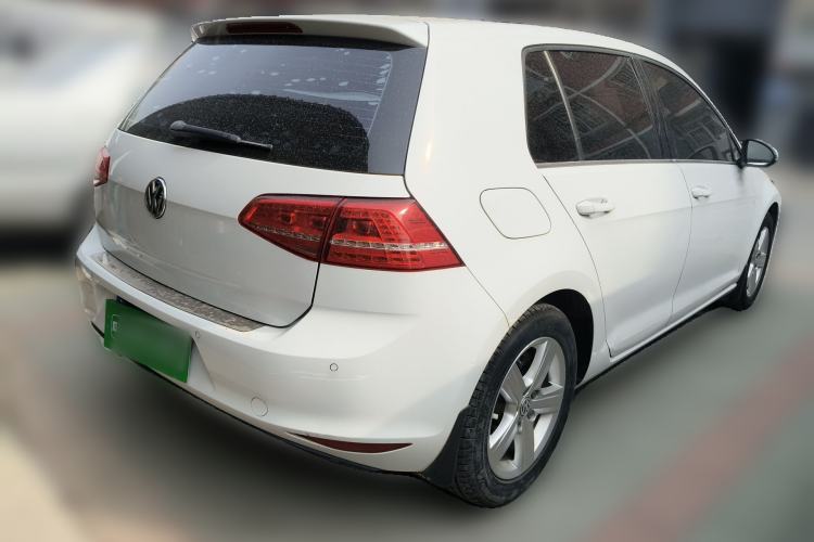 Used Volkswagen Golf 2014 1.4TSI Automatic Comfort Model Rear Right 45 Deg