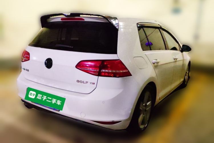 Used Volkswagen Golf 2014 1.4TSI Automatic Luxury Model Rear Right 45 Deg