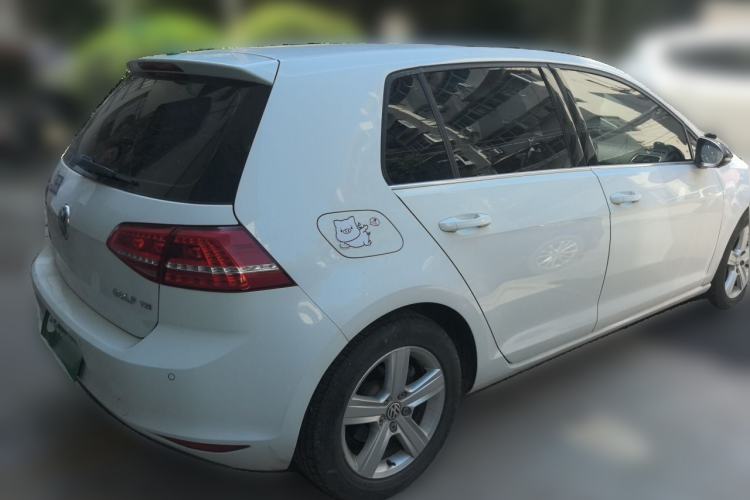 Used Volkswagen Golf 2014 1.4TSI Automatic Luxury Model Rear Right 45 Deg