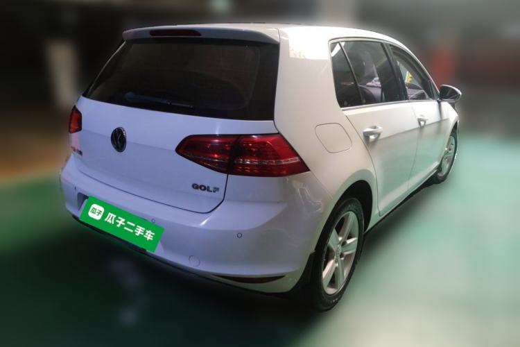 Used Volkswagen Golf 2014 1.6L Automatic Comfort Model Rear Right 45 Deg