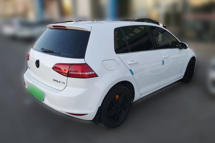 Used Volkswagen Golf 2014 1.4TSI Automatic Comfort Model Rear Right 45 Deg