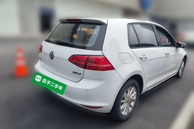 Used Volkswagen Golf 2014 1.6L Manual Fashion Edition Rear Right 45 Deg