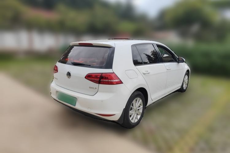 Used Volkswagen Golf 2014 1.6L Manual Fashion Edition Rear Right 45 Deg