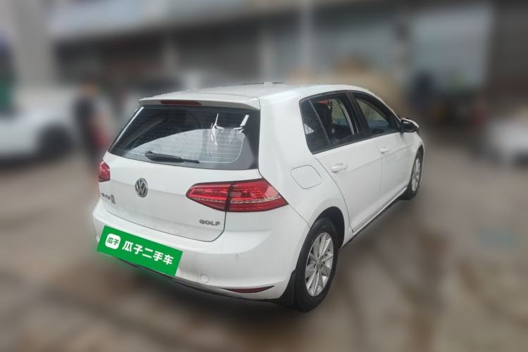 Used Volkswagen Golf 2014 1.6L Automatic Fashion Model Rear Right 45 Deg