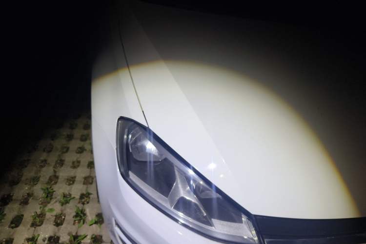 Used Volkswagen Golf 2014 1.4TSI Automatic Comfort Model Right Front Headlight
