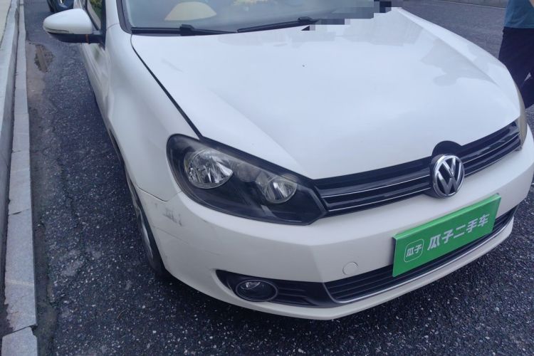 Used Volkswagen Golf 2014 1.6L Automatic Comfort Model Right Front Headlight
