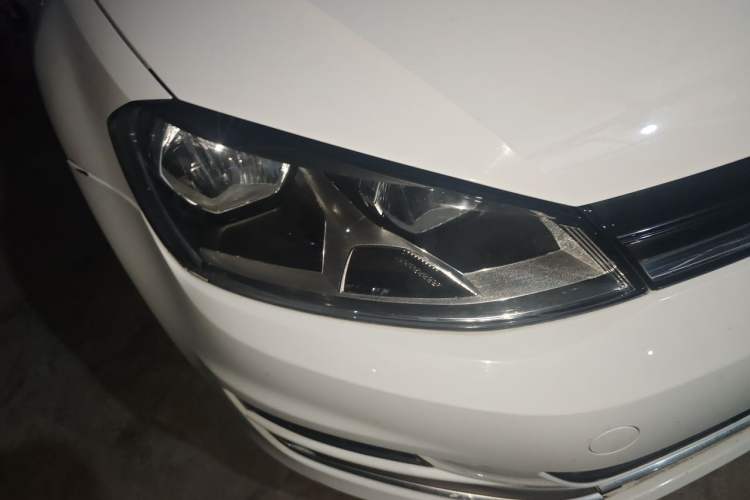 Used Volkswagen Golf 2014 1.4TSI Automatic Comfort Model Right Front Headlight