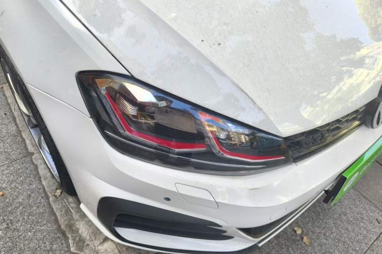Used Volkswagen Golf 2014 1.4TSI Automatic Comfort Model Right Front Headlight